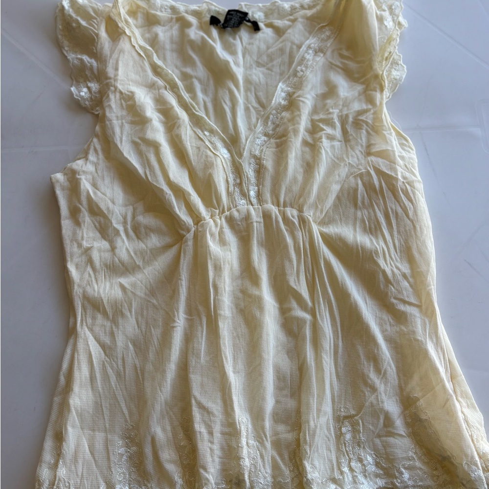 Madison Studio Cream Lace Women's Blouse